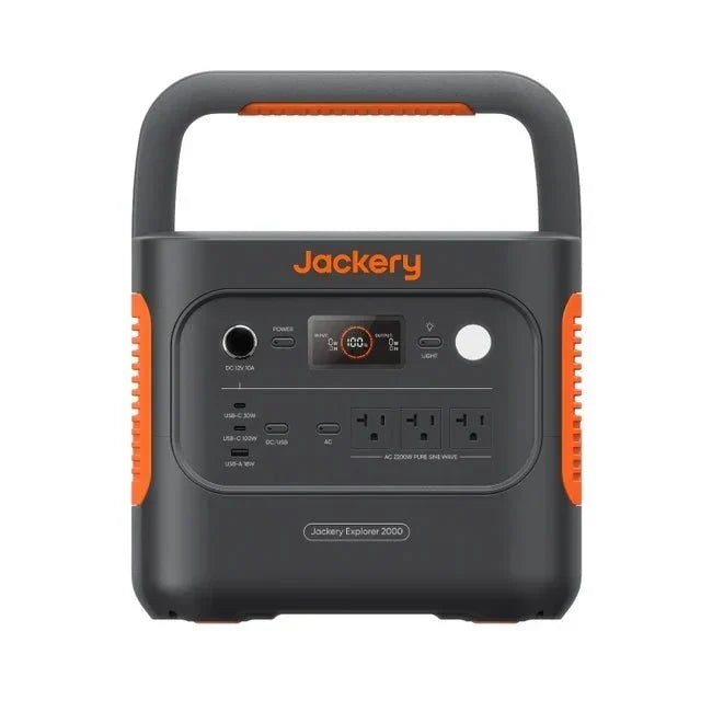 2 x Jackery Solar Generator 2000 v2 + 2 x SolarSaga 200W Portable Solar Panel
